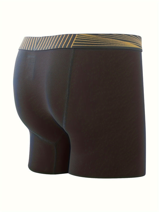 Bóxer deportivo de rápido secado para hombre. Posee braguetas cómodas y mallas de 15 cm sin subidas.