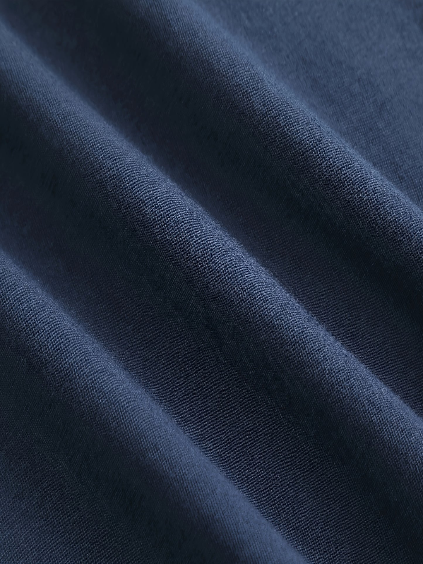 Camiseta con espalda estampada para hombre: diseño minimalista de cruces y círculos. Camiseta de algodón suave y transpirable para uso diario y formal. Top casual para cualquier temporada para los amantes de la moda urbana