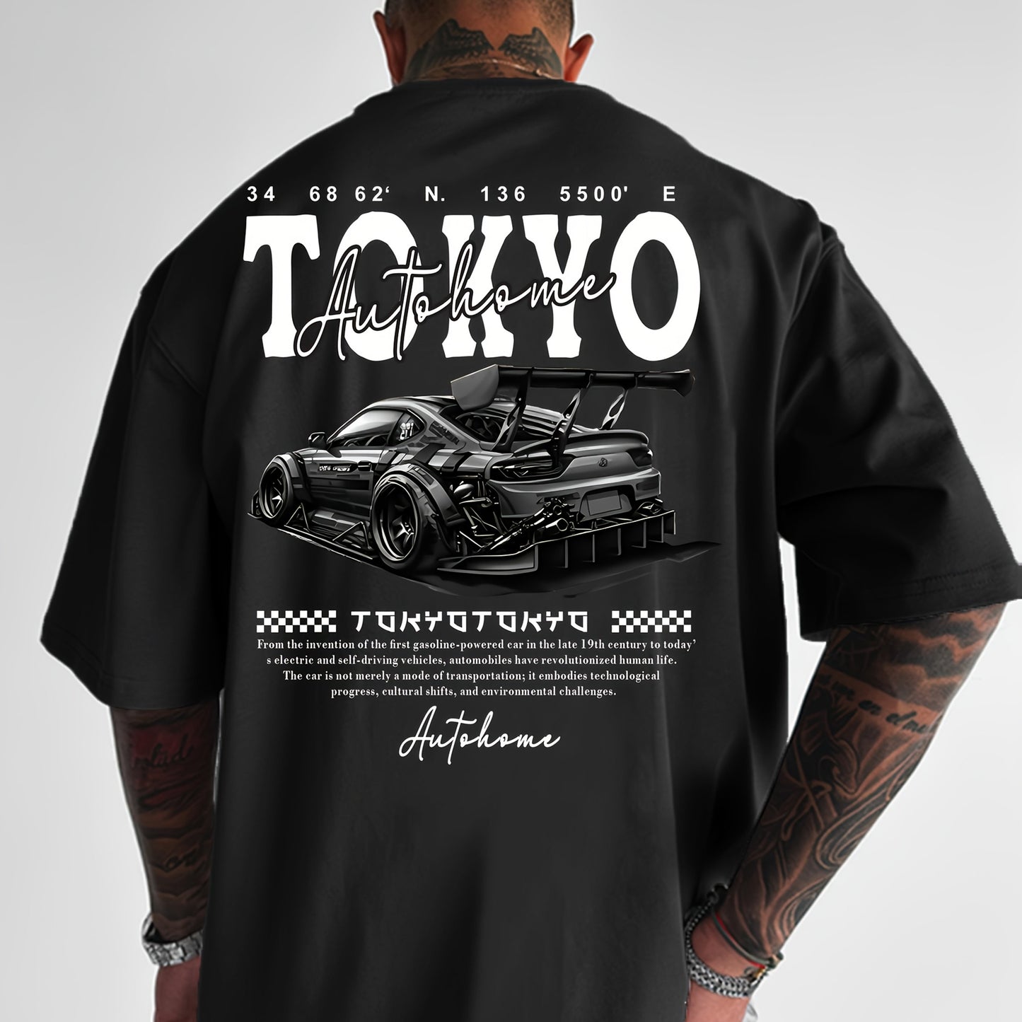 Camiseta informal americana para hombre con estampado gráfico de coche de carreras de Tokio, corte holgado, manga corta, cuello redondo, transpirable, para deportes al aire libre y uso diario. Tejido de fácil cuidado.