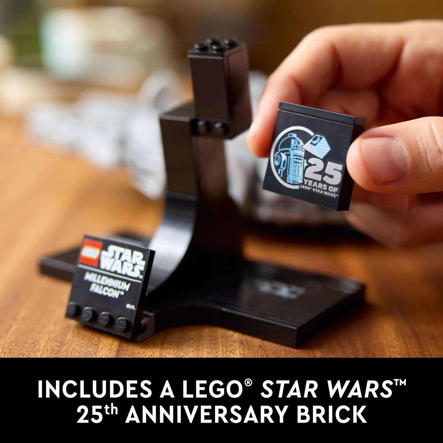 LEGO Star Wars Halcón Milenario: Una Nueva Esperanza - Modelo Coleccionable 25 Aniversario - Set de Construcción DIY para Adultos (Mayores de 18 Años) - Incluye Soporte de Exhibición - Regalo Star Wars - 75375