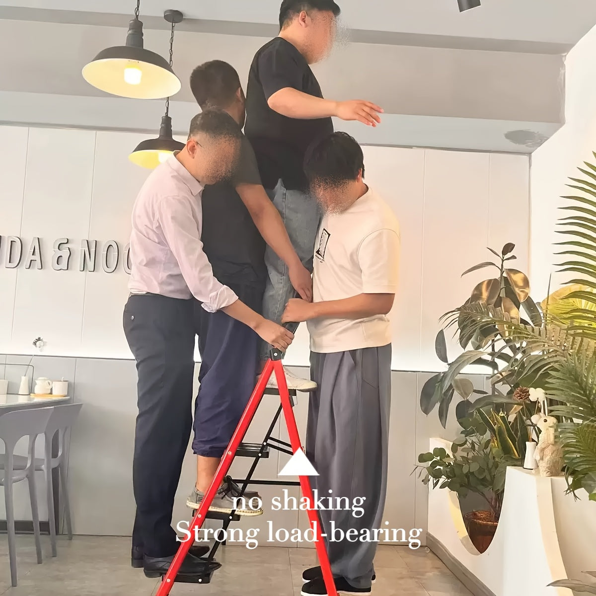 Escalera plegable portátil de alta resistencia de 3, 4 o 5 peldaños, con capacidad de 227 kg, de plástico duradero con peldaños antideslizantes, ligera y portátil, ideal para uso doméstico e industrial.
