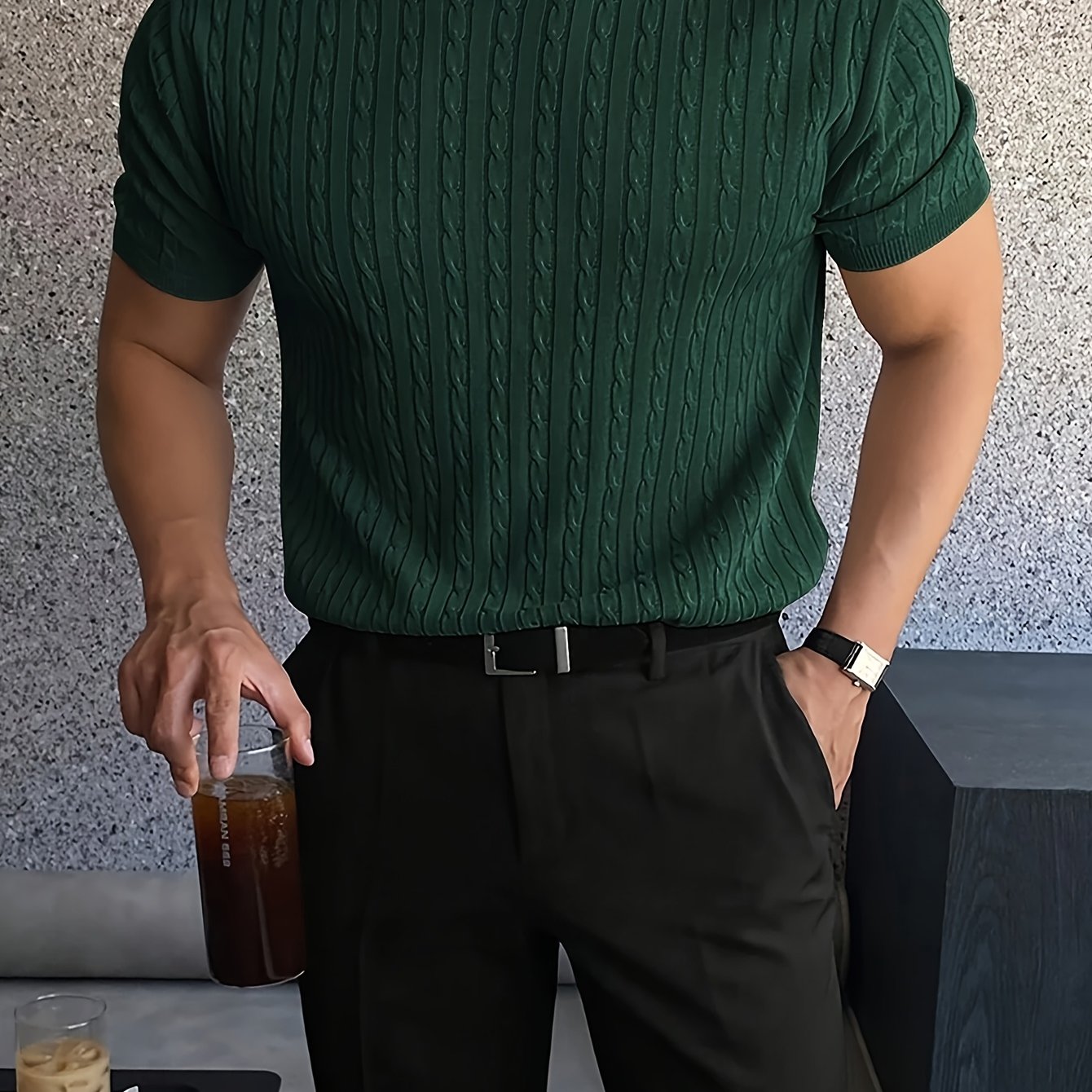 Suéter de punto trenzado con cuello redondo para hombre, manga corta y cuello acanalado