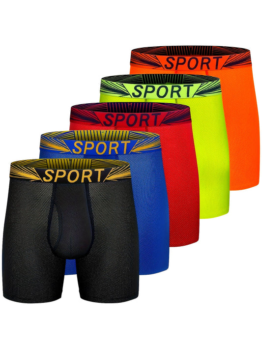 Bóxer deportivo de rápido secado para hombre. Posee braguetas cómodas y mallas de 15 cm sin subidas.